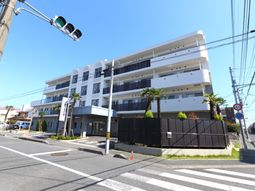 清潔感のある建物の外観