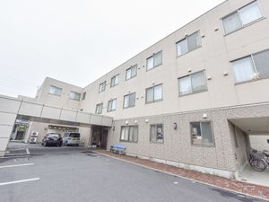 広々とした施設外観