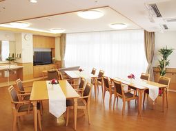 暖かい食堂の様子