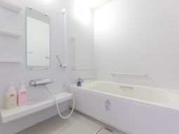 清潔な浴室の設備