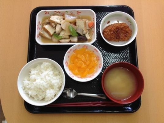 栄養満点の食事セット