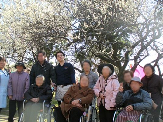中庭でのひととき