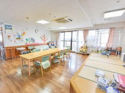 明るい多目的スペース