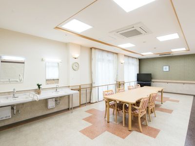 共有スペースの居室内観