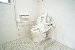 バリアフリー対応トイレ