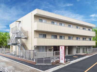 多階層施設の外観