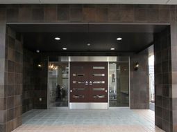 エレガントなエントランス