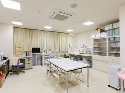 整然とした機能訓練室