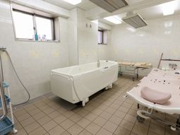 清潔な浴室設備