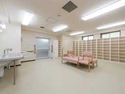 明るい空間の機能訓練室