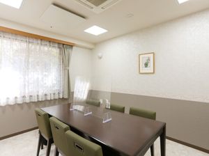 明るい会議室