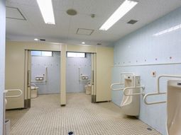 清潔な洗面所の一角