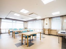 明るいダイニングルーム