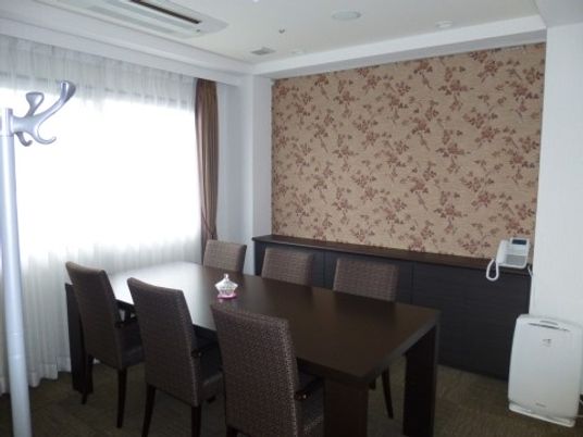 落ち着いた雰囲気の食堂