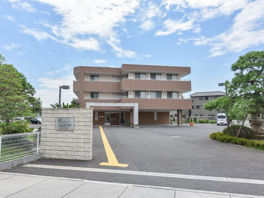 ゆったりとしたエントランス風景
