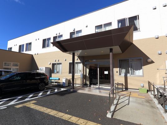 施設正面入口エリア