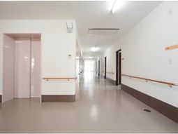 清潔感のある廊下