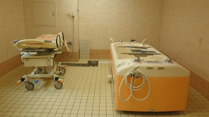  リフト付きの浴室  