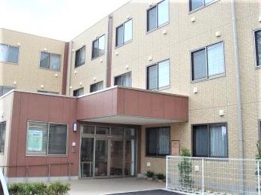 快適なエントランス外観