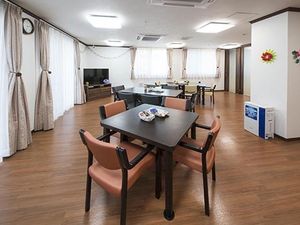 明るい食堂の室内  
