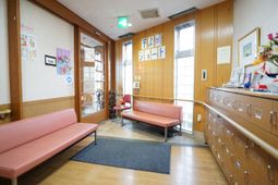 エントランスの待合スペース