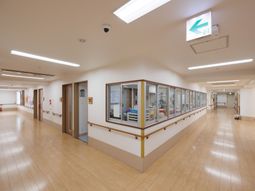 廊下のクリーンなイメージ