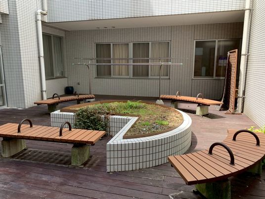 中庭の様子