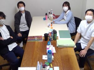 職員会議の様子です  