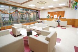 明るいリビングスペース