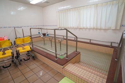 バリアフリーな浴室