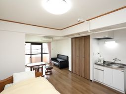 居室の清潔感ある空間