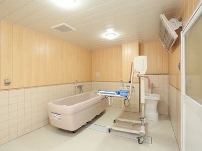 清潔感ある浴室設備