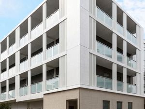 モダンな建物外観