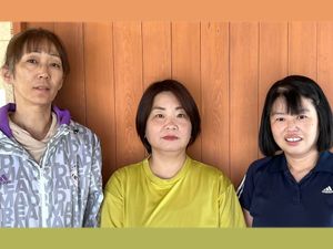 スタッフ3人の集合  