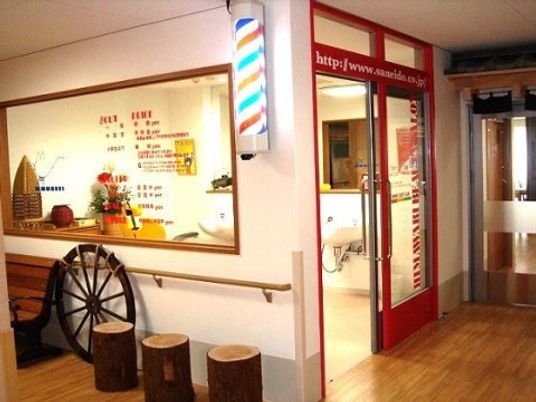 理美容室の入口