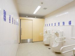 バリアフリーの浴室