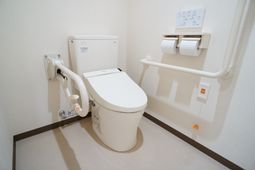バリアフリートイレ