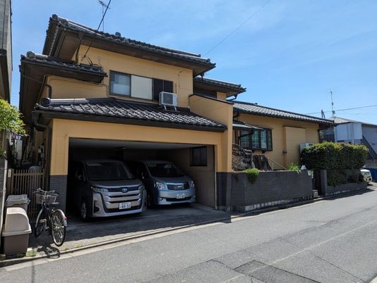 和風の建物外観  