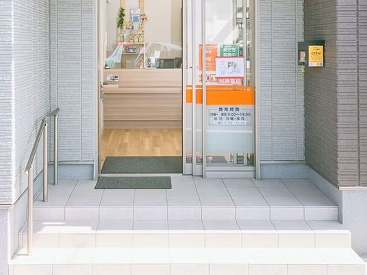 明るいエントランス  