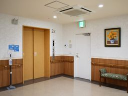 廊下の落ち着いた空間