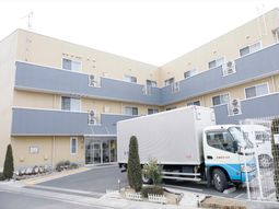 モダンな建物の外観