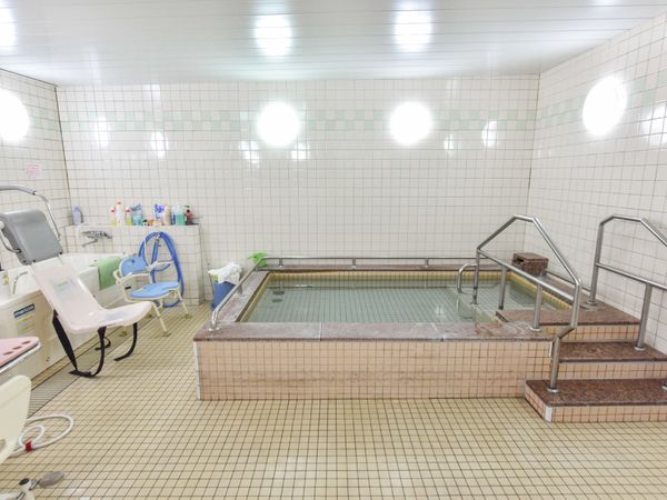 清潔な浴室の設備