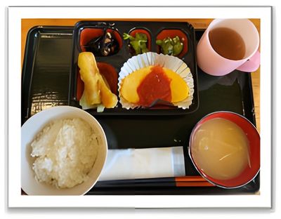 温かい雰囲気の食堂