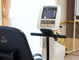 運動器具の細部と設備