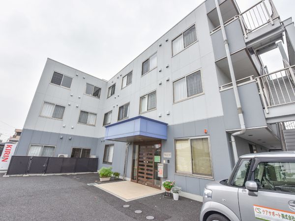 清潔感ある建物の外観