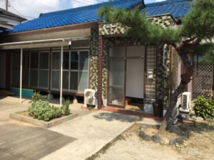 平屋の外観  