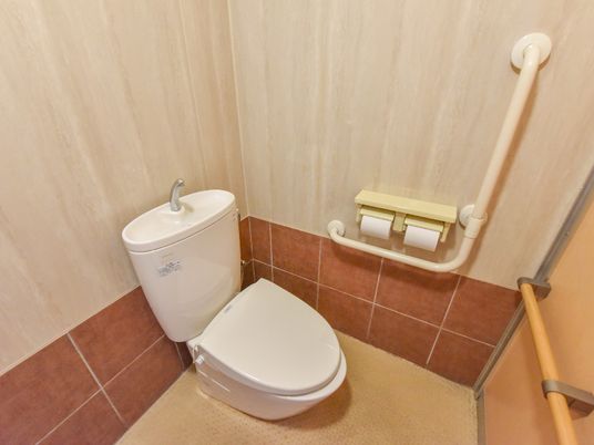 バリアフリー対応のトイレ