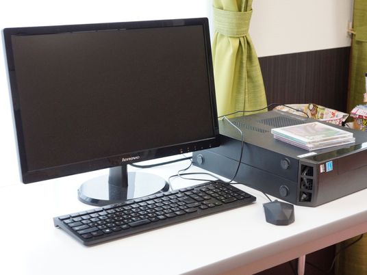 デスクトップPCと周辺機器