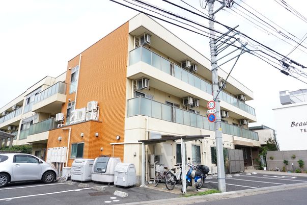 清潔感のある建物外観