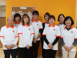 スタッフ集合写真